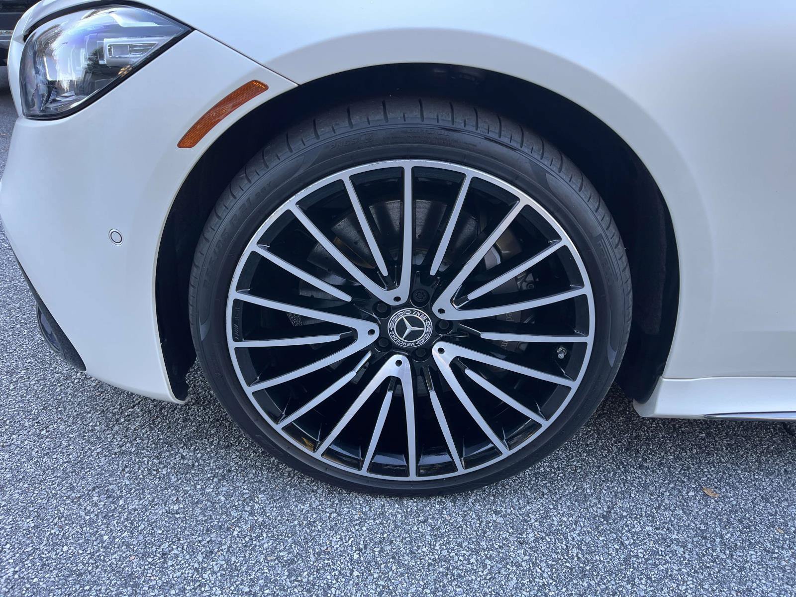 Used 2023 Mercedes-Benz S 580 4MATIC Sedan image 17