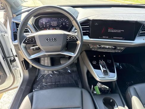 Used 2024 Audi Q4 e-tron Premium AWD/4WD image 31