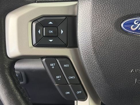 Certified 2018 Ford F150 Lariat w/ Equipment Group 502A Luxury AWD/4WD image 17