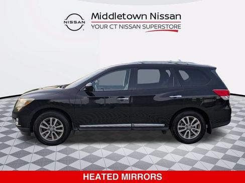 Used 2015 Nissan Pathfinder SL w/ SL Tech Package FWD image 6