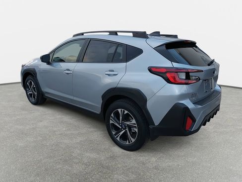 Used 2025 Subaru Crosstrek 2.0i Premium image 7