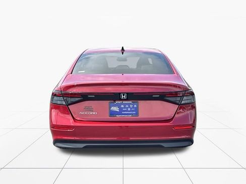 Used 2025 Honda Accord SE image 4