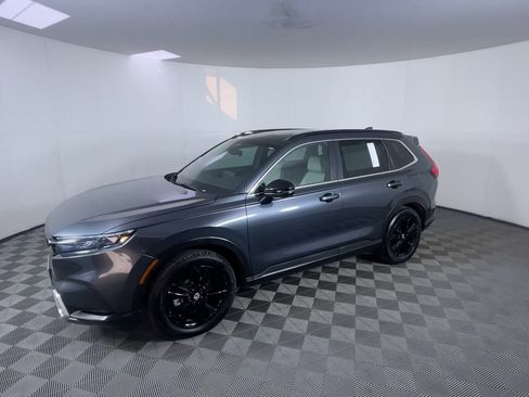 Used 2024 Honda CR-V Sport Touring image 4