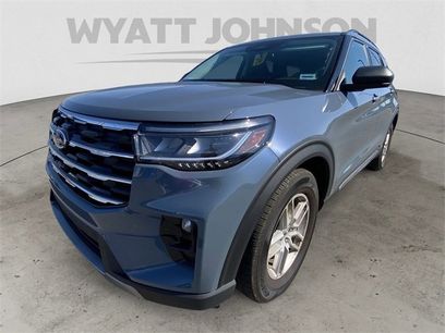 Used 2025 Ford Explorer Active w/ Active Comfort Package