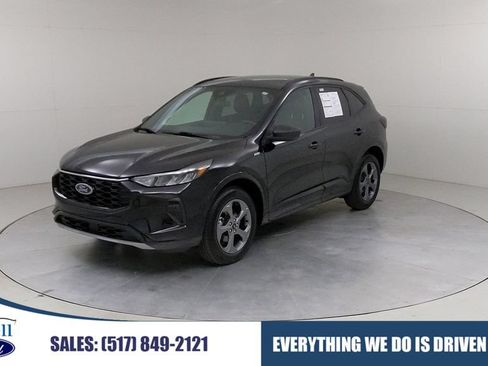 Certified 2024 Ford Escape ST-Line w/ Tech Pack #1 AWD/4WD image 1