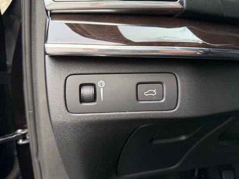 Used 2017 Volvo XC90 T6 Inscription w/ Vision Package image 17