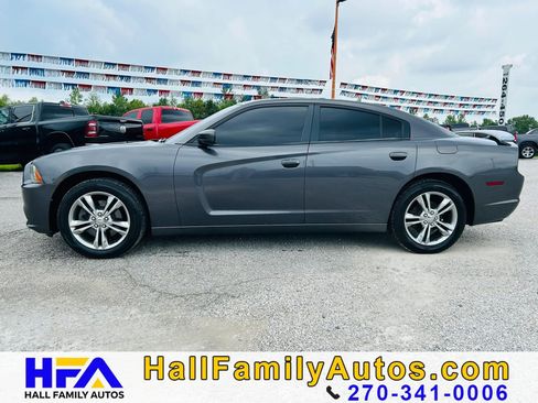 Used 2014 Dodge Charger SXT Plus AWD/4WD image 2