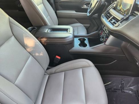 Used 2022 Chevrolet Tahoe Z71 w/ Off-Road Capability Package AWD/4WD image 19