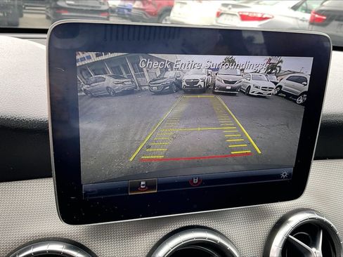 Used 2018 Mercedes-Benz CLA 250 image 21