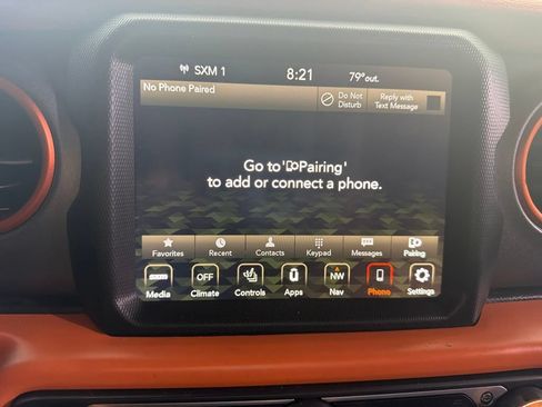 Used 2021 Jeep Gladiator Mojave AWD/4WD image 11