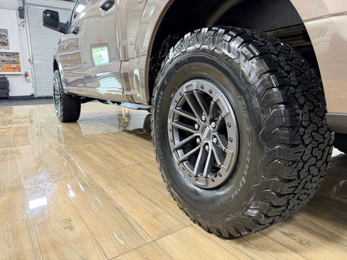 Used 2019 Ford F150 XLT w/ Equipment Group 301A Mid AWD/4WD image 9