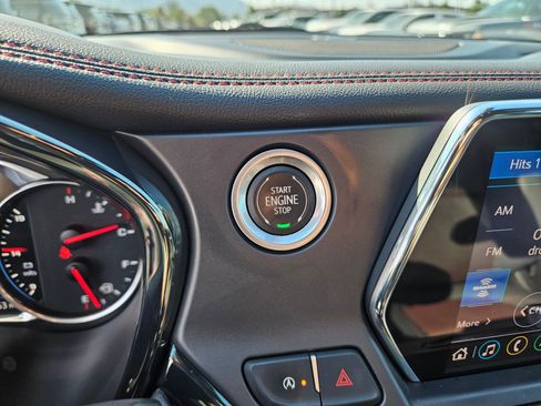 Used 2022 Chevrolet Blazer RS AWD/4WD image 19