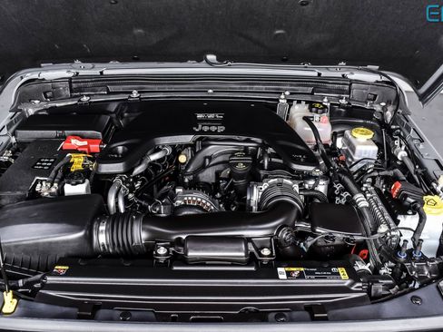 Used 2021 Jeep Wrangler Unlimited Sport image 11