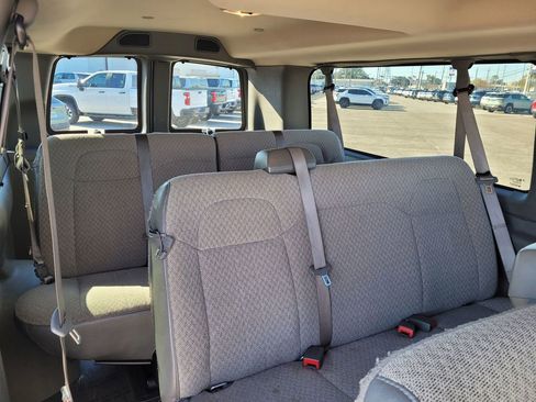 Used 2024 Chevrolet Express 3500 LT w/ LT Preferred Equipment Group image 29
