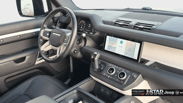 Used 2023 Land Rover Defender 90 S AWD/4WD image 18