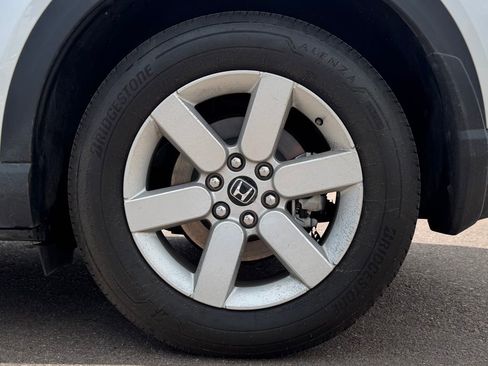Used 2025 Honda Prologue EX image 11