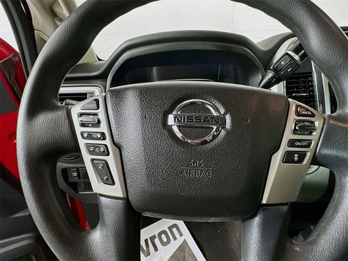 Used 2020 Nissan Titan SV w/ Accessory Utility Package image 11