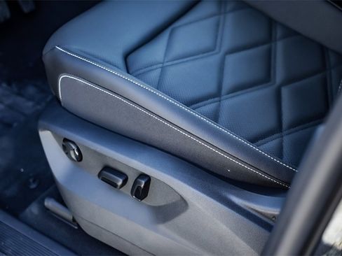 New 2026 Volkswagen Atlas SE image 18