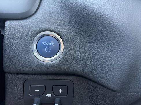 Used 2024 Toyota Sequoia Limited RWD image 27