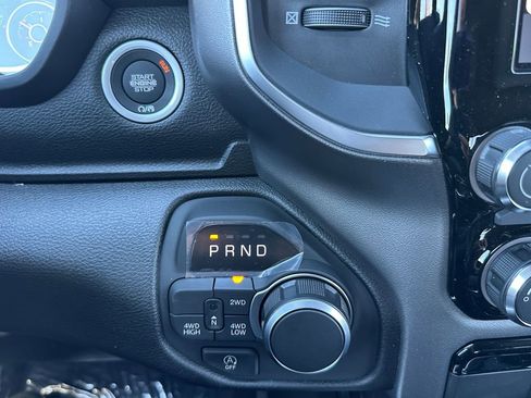 New 2026 RAM 1500 Express AWD/4WD image 30