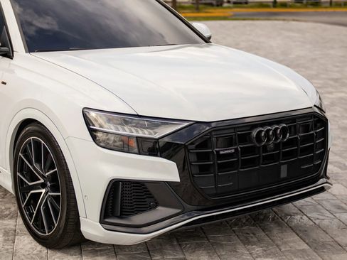 Used 2020 Audi Q8 Prestige w/ Prestige Package image 4
