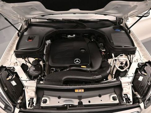 Used 2022 Mercedes-Benz GLC 300 image 44