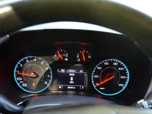 Used 2020 Chevrolet Equinox LS FWD image 12