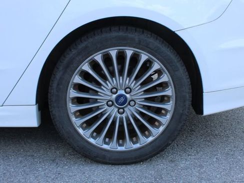 Used 2014 Ford Fusion Titanium FWD image 36