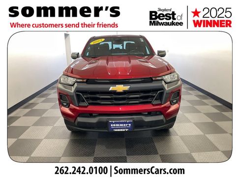 Used 2023 Chevrolet Colorado LT w/ LT Convenience Package AWD/4WD image 8
