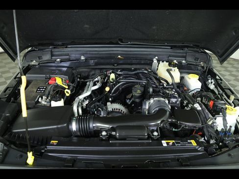 Used 2022 Jeep Wrangler Unlimited Sport AWD/4WD image 15