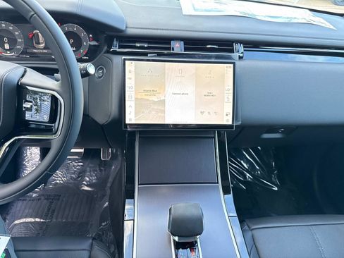 New 2026 Land Rover Range Rover Velar Dynamic SE image 26