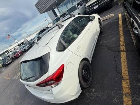 Used 2022 Subaru Impreza 2.0i image 4