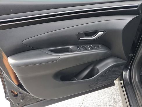 Certified 2023 Hyundai Tucson SEL FWD image 9