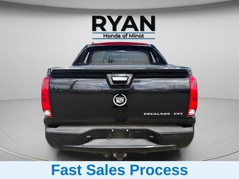Used 2007 Cadillac Escalade EXT w/ Information Package AWD/4WD image 6