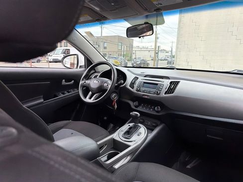 Used 2016 Kia Sportage LX AWD/4WD image 16