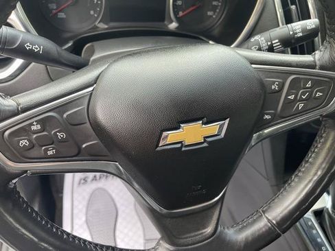 Used 2018 Chevrolet Equinox LT w/ LT True North Edition AWD/4WD image 18