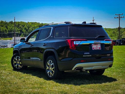 Used 2023 GMC Acadia SLT w/ Technology Package AWD/4WD image 6