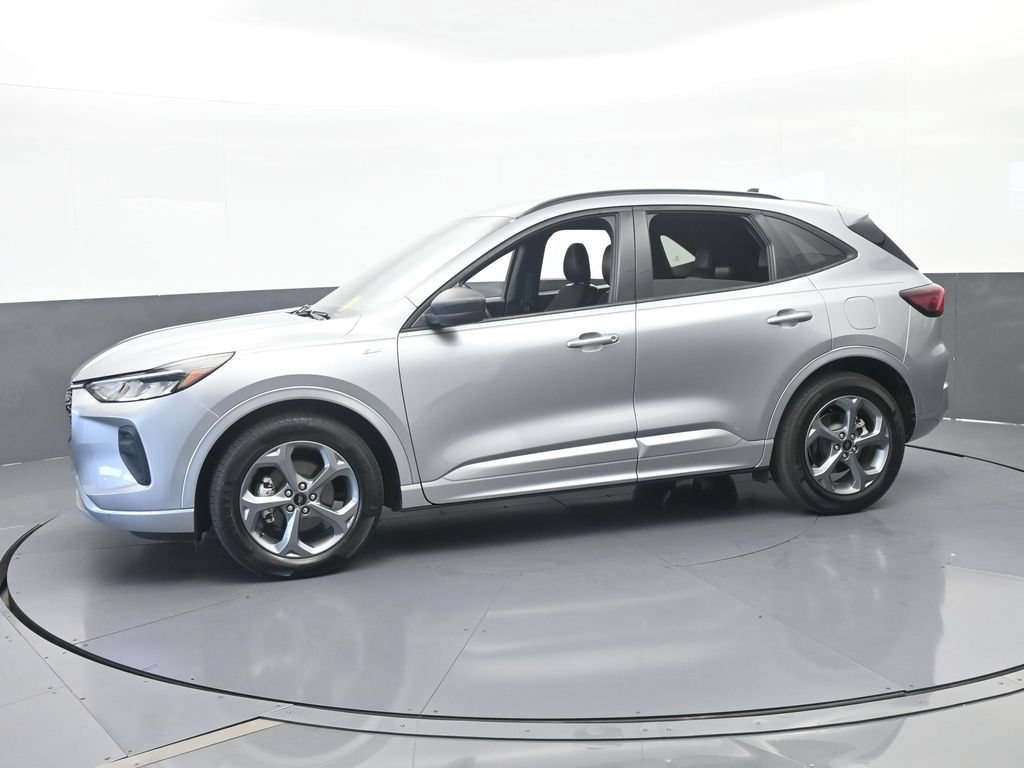 Used 2024 Ford Escape ST-Line FWD image 2
