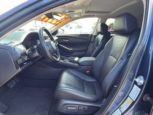 Used 2025 Honda Accord EX-L image 32
