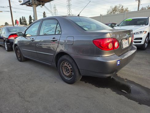 Used 2007 Toyota Corolla CE image 2