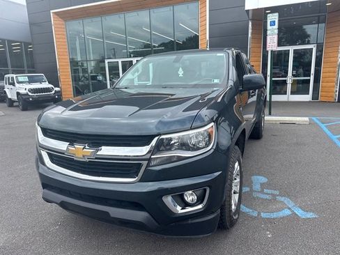 Used 2018 Chevrolet Colorado LT w/ LT Convenience Package AWD/4WD image 4