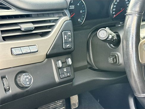 Used 2020 GMC Yukon XL Denali image 11