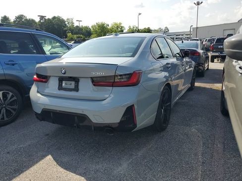 Used 2023 BMW 330i Sedan w/ M Sport Package RWD image 10