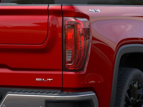 New 2026 GMC Sierra 1500 SLT image 13