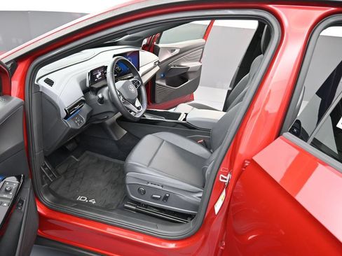 Used 2023 Volkswagen ID.4 Pro S Plus RWD image 13