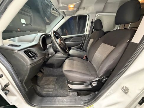 Used 2015 RAM ProMaster City Tradesman SLT FWD image 14