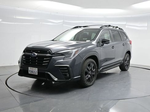 Used 2023 Subaru Ascent Onyx Edition Limited AWD/4WD image 2