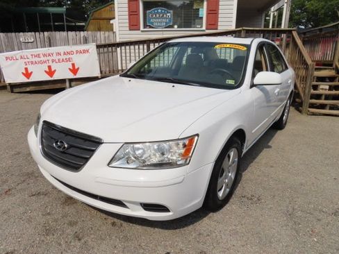 Used 2009 Hyundai Sonata GLS FWD image 2
