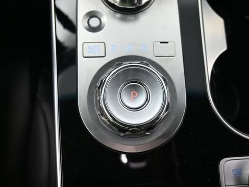 Used 2025 Genesis GV80 2.5T Standard AWD/4WD image 26