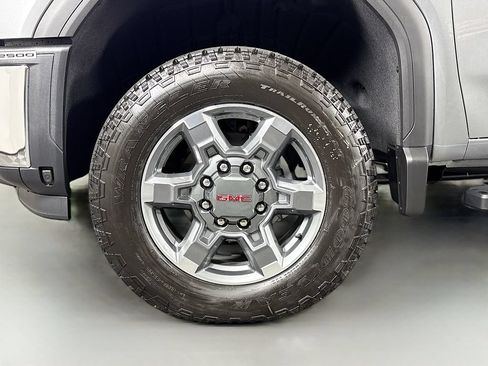 New 2026 GMC Sierra 2500 SLE w/ SLE Value Package; AWD/4WD image 30
